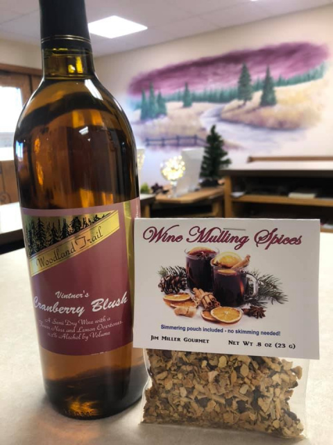 picture of Vino Slush Mulling Spices Mix and wine