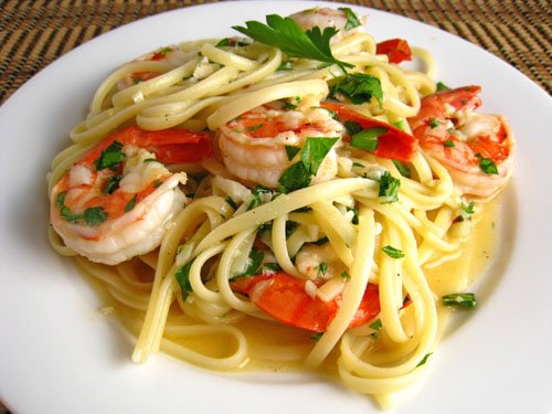 picture of shrimp and pasta made with Vino Slush Bread Dipping Mix